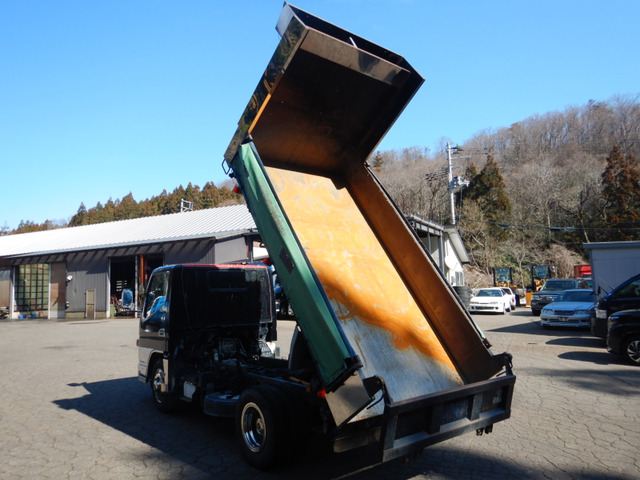 三菱ふそう キャンター ダンプ 3t積載 5速MT ラメ塗装 の中古車詳細