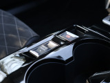 禁煙車♪気分や使い方に合わせて走行モードを選べる『ドライブモードセレクター[Nomal:オールマイティな走行 Sport:パワーとトルクを重視した走行 Eco:低燃費走行]』を装備!!