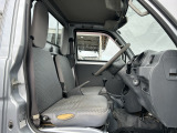 【支払総額推進店】お車をご覧い頂きまして、誠に有難う御座います。在庫車両になりますので、是非ご都合の宜しい時に、見に来て下さい。来店予約をされると、ご案内がスムーズです。