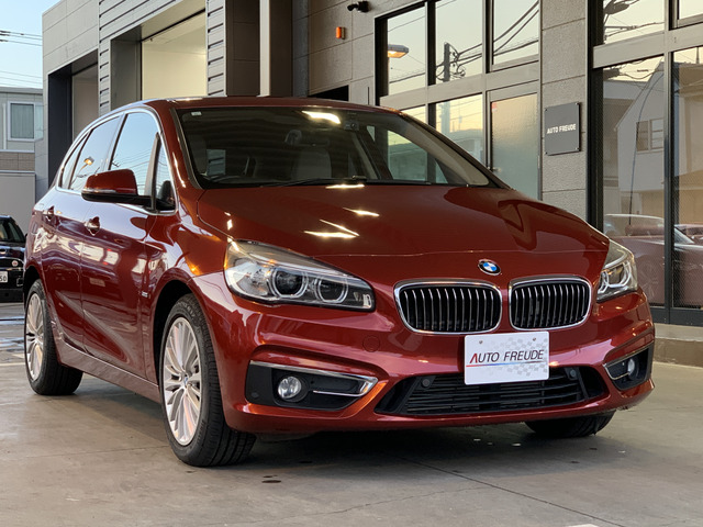 2シリーズアクティブツアラー218d セレクション限定車 ベージュ革 ACC 専用ウッド