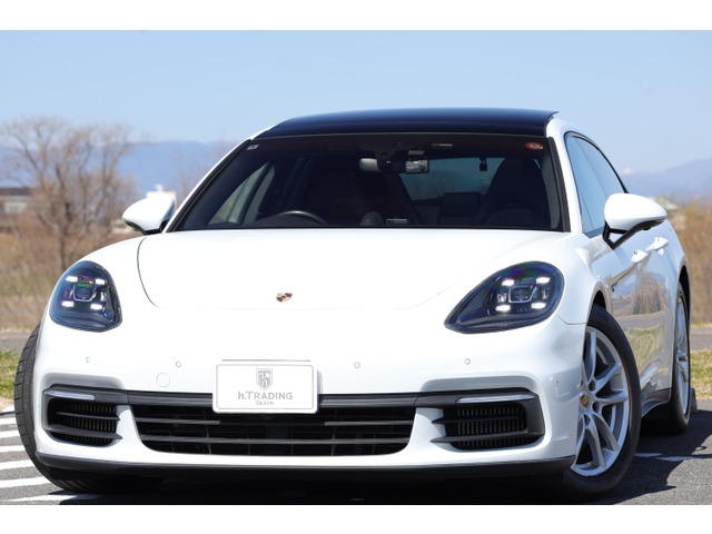 パナメーラスポーツツーリスモ 4 Eハイブリッド PDK 4WD スポクロ/パノラマSR/462ps