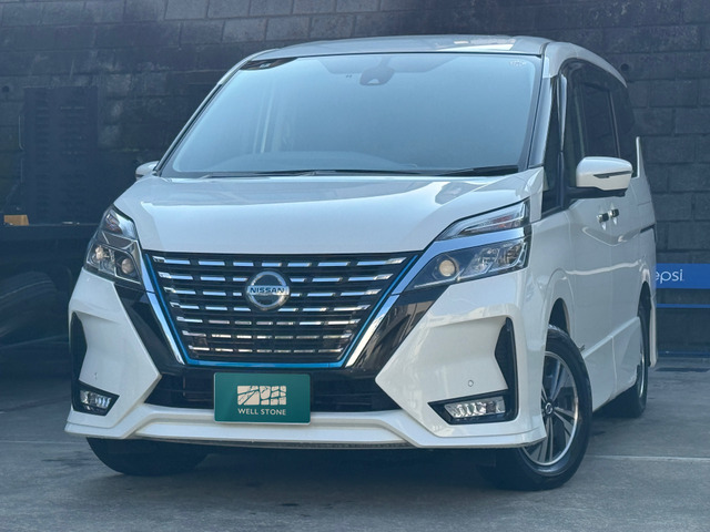 セレナ 1.2 e-POWER ハイウェイスターV 