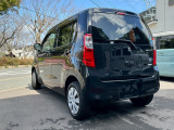 【全車リフレッシュ】隅々までの車内クリーニングに加え、専用装置でタバコやペット臭の脱臭と、細菌・ウィルス・カビの殺菌を実施。ニオイを徹底除去し、清潔にリフレッシュしてご納車します。