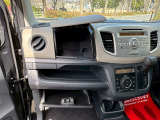 【全車標準リセット納車】追加費用なしでバッテリー・オイル・ワイパーゴムを新品交換。さらに車内クリーニングと専用オゾン装置にて殺菌・脱臭を行い、ニオイを除去してご納車します。