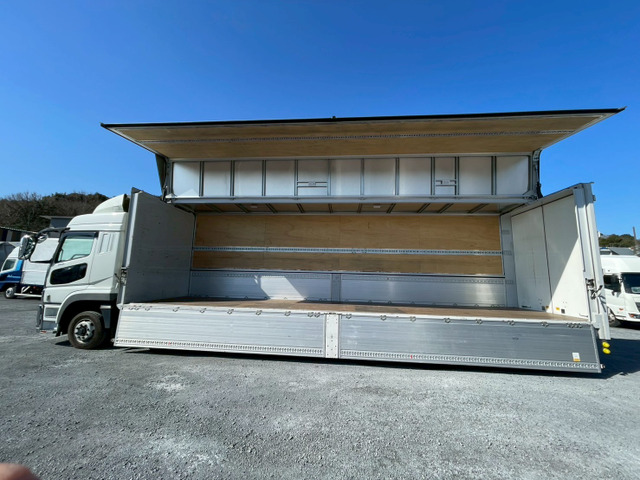三菱ふそう スーパーグレート 【高年式×ハイルーフ×低走行】 の中古車