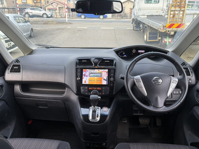 日産 セレナ 2.0 ハイウェイスター Vセレクション+Safety II 4WD 車検2
