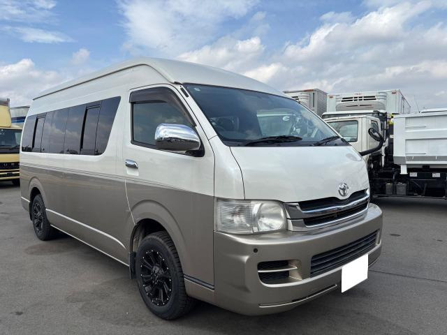 ハイエース 2.7 グランドキャビン 4WD 10人乗 ナビ バックカメラ 自動ドア