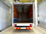 荷台内寸:621&times;240&times;244 トランテックス/1071F45-02 リア観音扉 落とし込みフック5対 左右セイコーラック ラッシングレール2段(59cm/140cm) 荷室LED灯3個