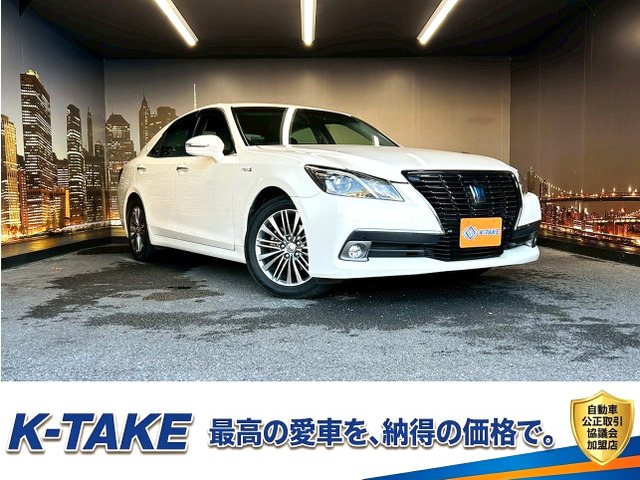 クラウンハイブリッド 2.5 ロイヤルサルーン ブラックスタイルメーカーナビ レーダークルーズ ETC