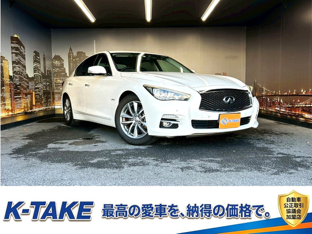 スカイライン3.5 350GT ハイブリッド タイプP黒本革シート メーカーナビ 全周囲モニタ