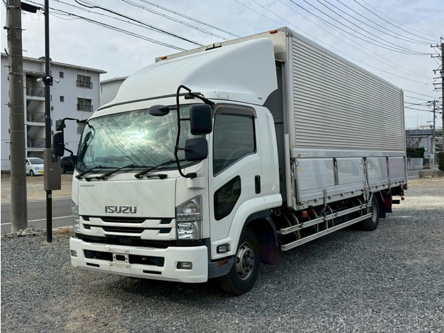 フォワード ウィング 