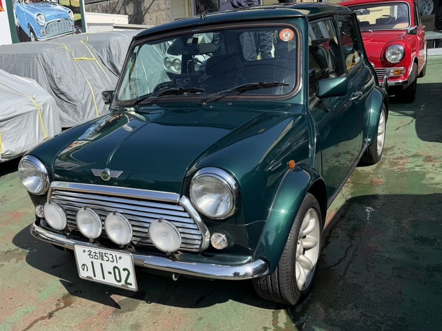 ミニ クーパー スポーツパックLTD  600台限定