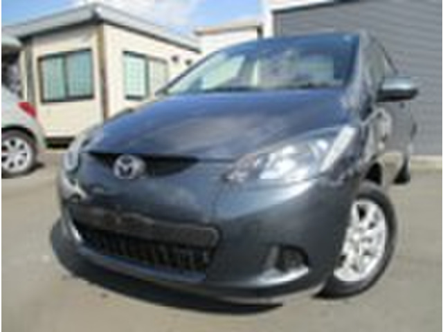 デミオ 1.3 13C 5速MT 低走行 ミラーサイクルエンジン