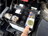 バッテリーはまだ新しいです