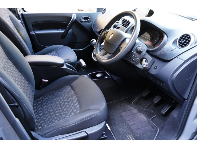 ルノー カングー