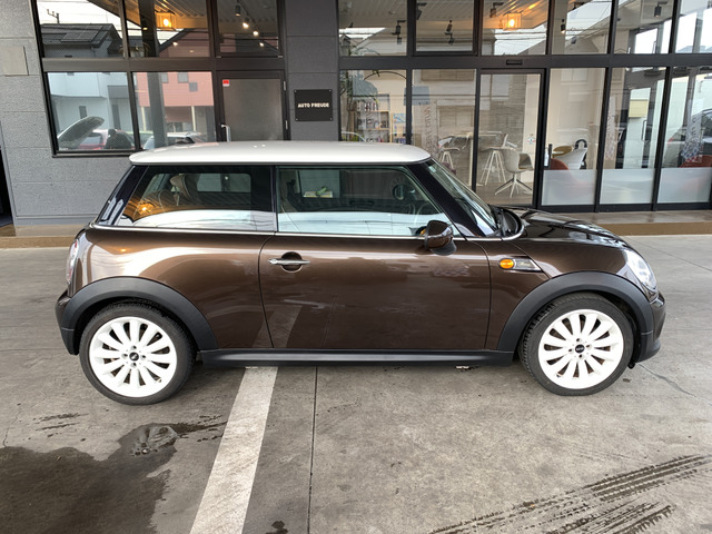 BMW MINI ミニ クーパー 後期型 メイフェア仕様 茶革 17インチ の中古