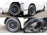 お洒落は足元から!ナスカー16インチ ホワイトレターにマッドバーンXR800アルミホイールを履かせポリッシュが際立つ引き締まった足元を演出!
