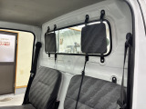 【全国納車OK】 現車をご覧になれないお客様でも、安心してお車をご購入いただける環境を整えております。 色々な角度から撮影したたくさんの画像など豊富な資料送りいたしております。