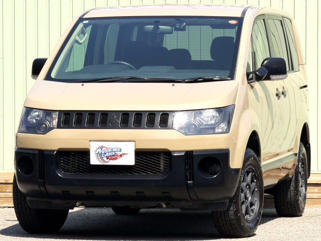 デリカD:5 2.4 C2 M パワーパッケージ 全塗装済/禁煙車/リフトUP