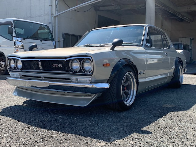 スカイライン 2.0 GT L28改3リッター 純正透明ガラス
