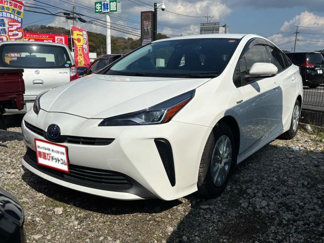 トヨタ プリウス 