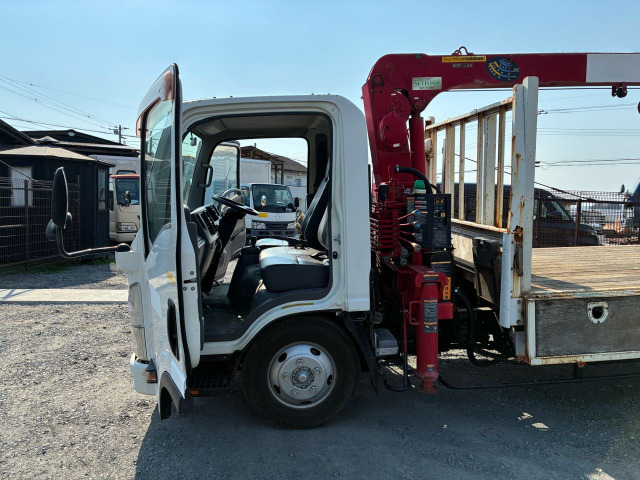 いすゞ エルフ エルフ ユニック3段 ラジコン付 の中古車詳細 (64,100km