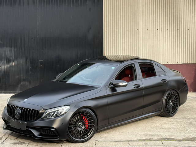 CクラスC200 アバンギャルド AMGラインマットブラック全塗装/赤革/SR
