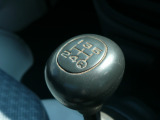 自分のペースで走れる5MT☆シフトノブ・レバー、破れぐらつきはありません!