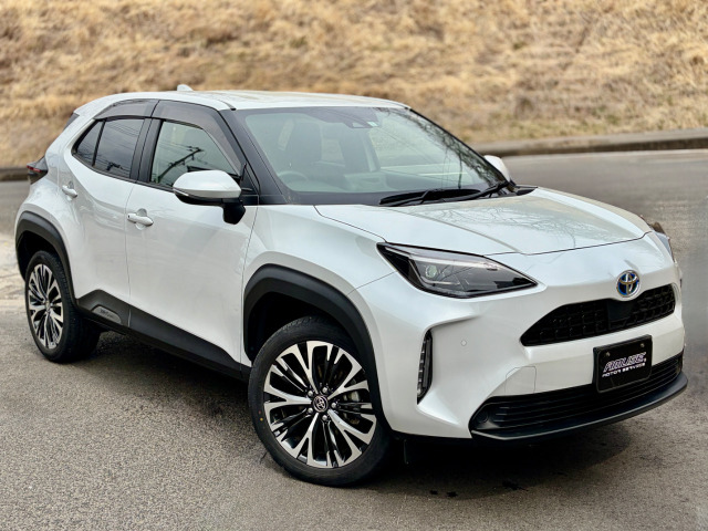 ヤリスクロス 1.5 ハイブリッド Z E-Four 4WD 禁煙車 8インチディスプレイナビ