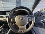 GS F ステアリング