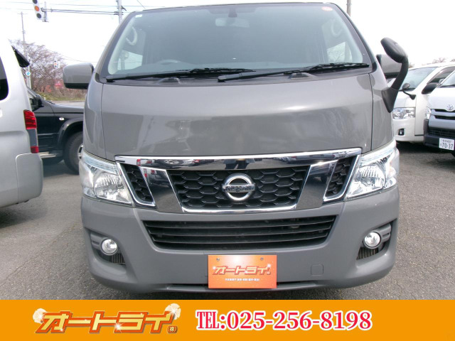 NV350キャラバン2.5 DX ロング ディーゼル 4WDETCリアクーラー5ドア
