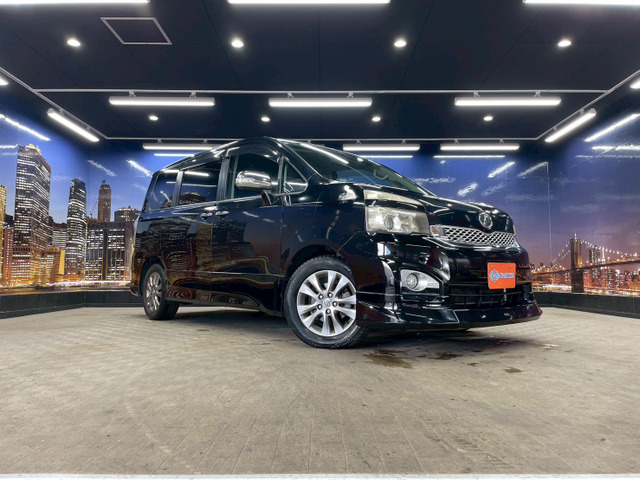 ヴォクシー2.0 ZS 煌