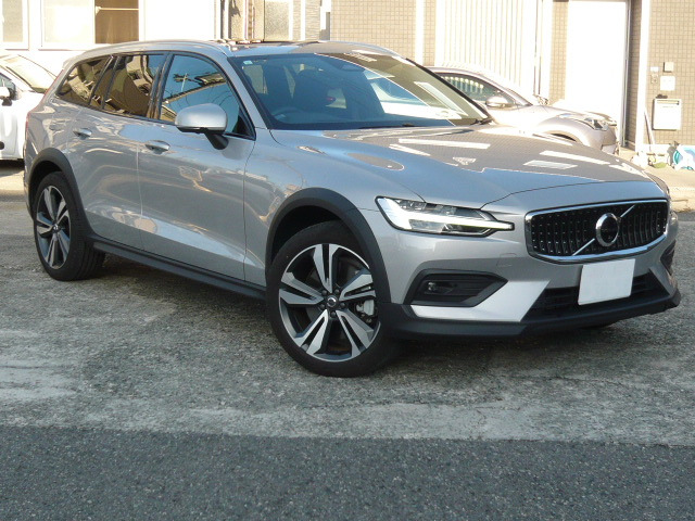 V60クロスカントリーアルティメット B5 AWD 4WD