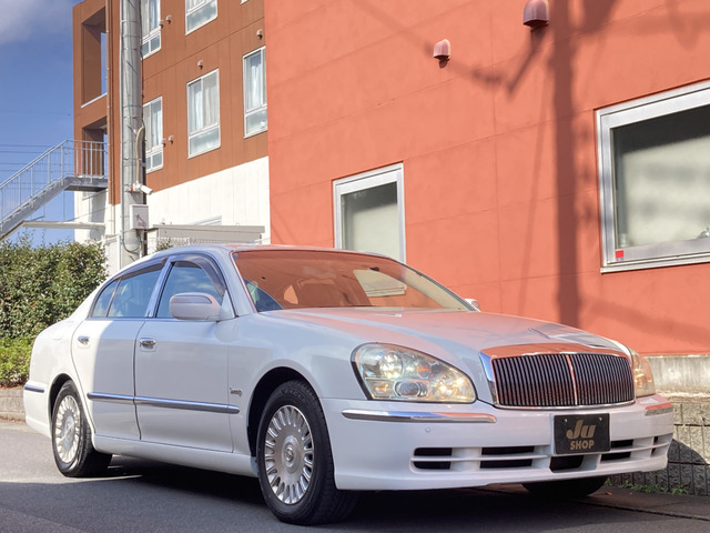 プレジデント 4.5 ソブリン 黒革シート・5人乗り・禁煙車・パール