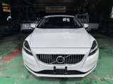 V40 D4 Rデザイン チューンド バイ ポールスター ディーゼル 