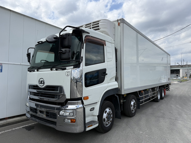 クオン 予備車検付