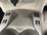 ★運転席・助手席シートヒーター付きで肌寒い時期でも安心♪お見逃し無く!!お問い合わせはTEL06-6430-1230 E-mail cars_genesis2007@yahoo.co.jpまで!!★