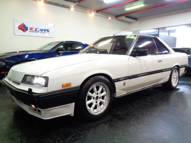 日産 スカイライン 2.0 RS-X ターボ 後期型鉄仮面FJ20ETターボエンジン