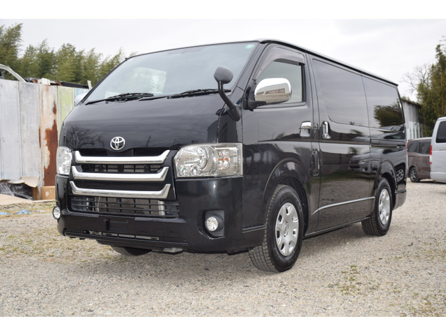 トヨタ ハイエースバン 
