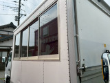 現在大型サッシ窓取付まで行っております。
