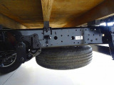 左シャシ中央工具箱 シャーシは 錆止め/マフラー塗装 仕上げに力を入れています。