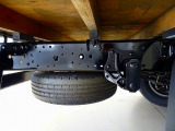 左シャシ中央工具箱 シャーシは 錆止め/マフラー塗装 仕上げに力を入れています。