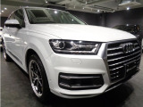 Q7 2.0 TFSI クワトロ 4WD 2.0TFSIクワトロ8速パドルS4WD