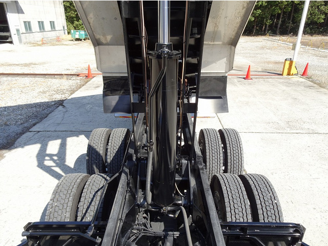 日野 プロフィア 土砂禁ロング深ダンプ 新明和 11t積 の中古車詳細