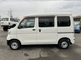【支払総額推進店】お車をご覧い頂きまして、誠に有難う御座います。在庫車両になりますので、是非ご都合の宜しい時に、見に来て下さい。来店予約をされると、ご案内がスムーズです。