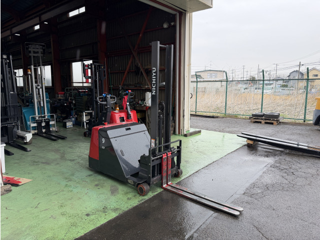 ニチユ リーチリフト ウォーキーリフト 900キロ 1.5m