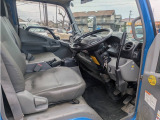 デュトロ  2tダンプAT・キャリアナビバックカメラ