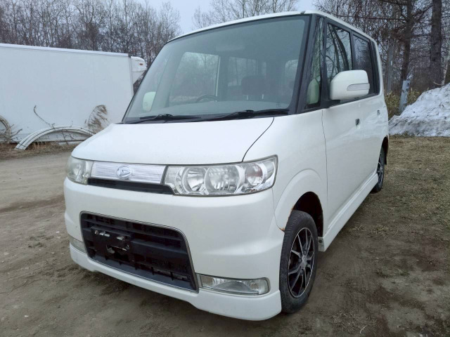 タントカスタム X 4WD 当店15万円枠★低走行