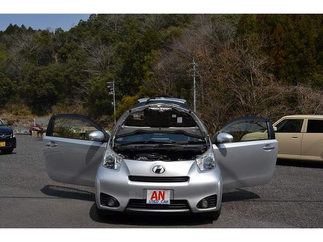 トヨタ iQ 1.3 130G アルミホイール スマートキー CVT の中古車詳細