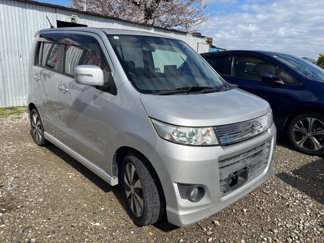 ワゴンRスティングレー T 4WD ターボ